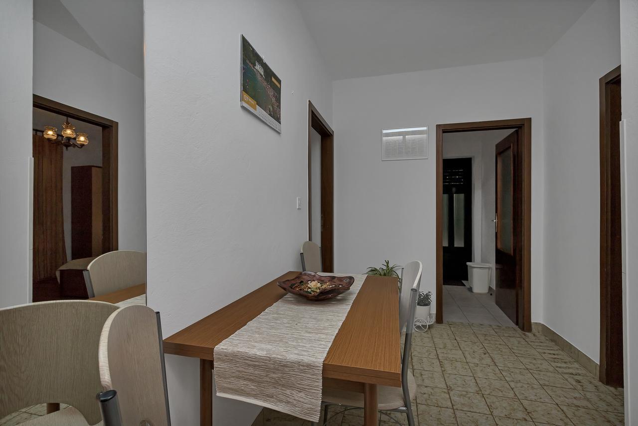 Apartmani Leona Makarska Exteriör bild