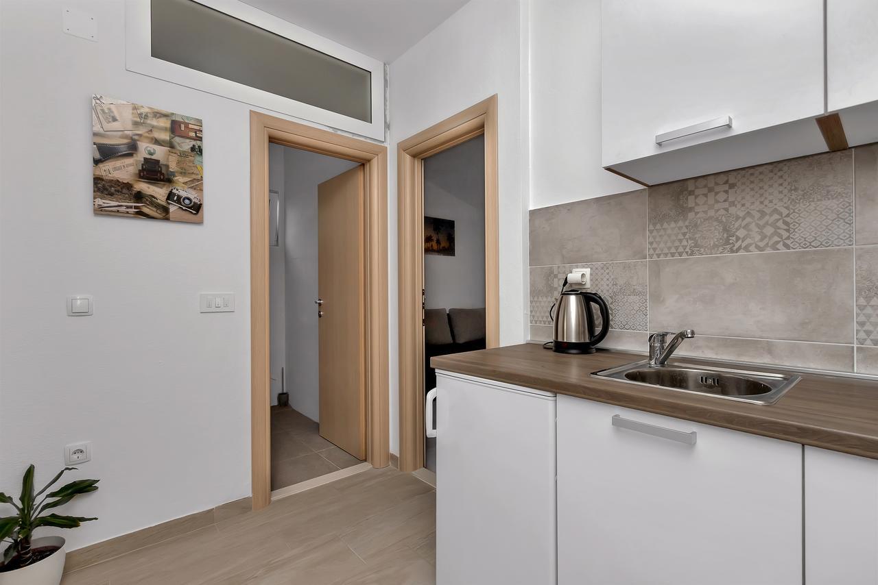 Apartmani Leona Makarska Exteriör bild